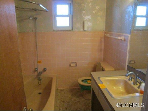 14 Madith Lane - Photo 8