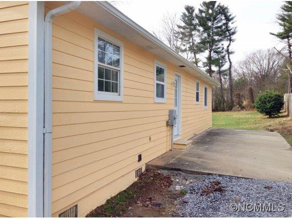 7 White Avenue - Photo 15