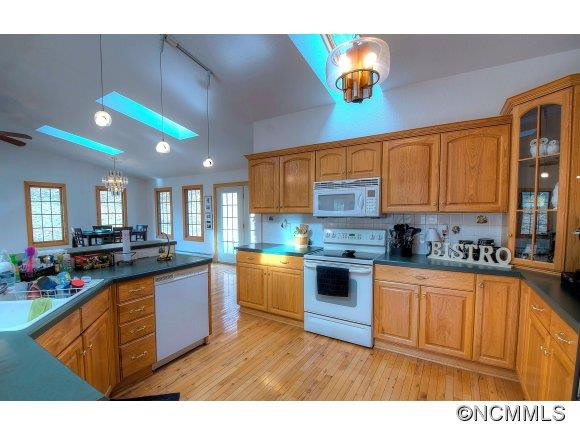63 Sunnyfield Drive - Photo 12