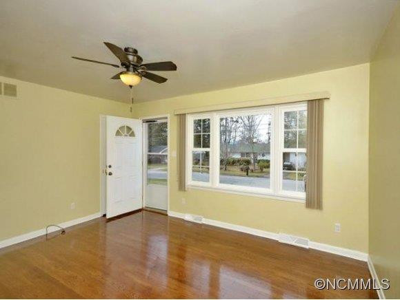 50 PLEASANT RIDGE DR. - Photo 2