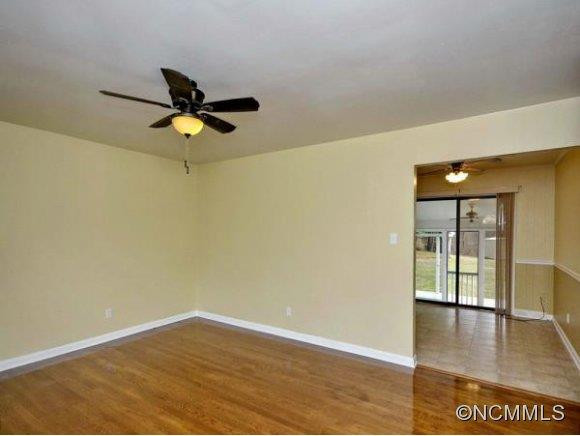 50 PLEASANT RIDGE DR. - Photo 4