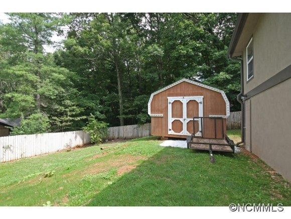 109 Glen View Road - Photo 3