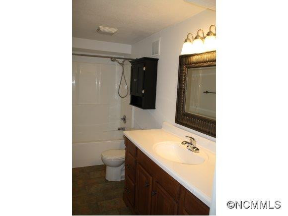 10 SPRING HILL CIRCLE - Photo 13