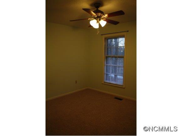 10 SPRING HILL CIRCLE - Photo 7