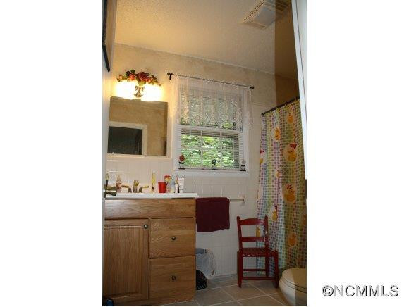 10 SPRING HILL CIRCLE - Photo 9