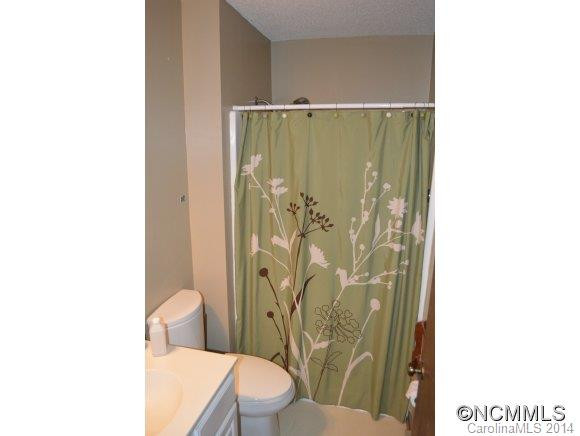 9 West Oakview Road - Photo 7