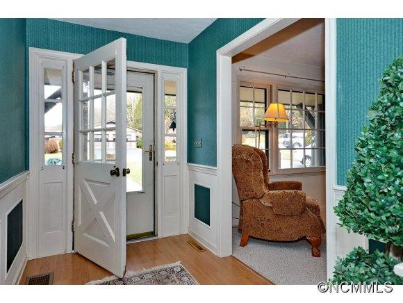 1080 Indian Hill Rd. - Photo 3