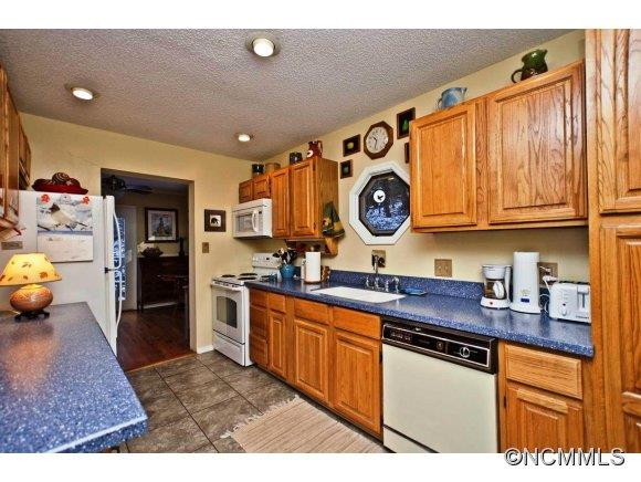 474 Sunset Dr - Photo 4