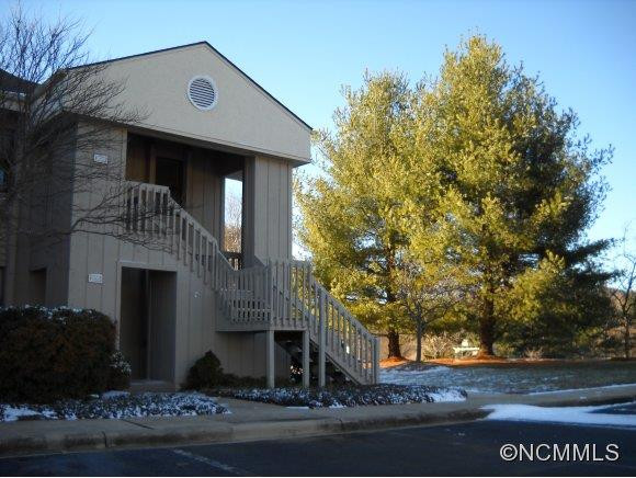 206 Abbey Circle
