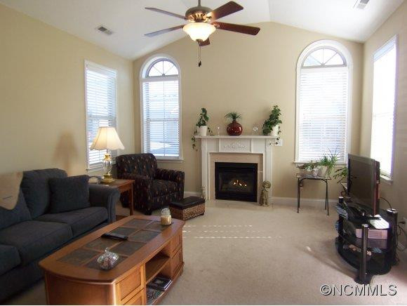 299 Summerfield Place - Photo 2