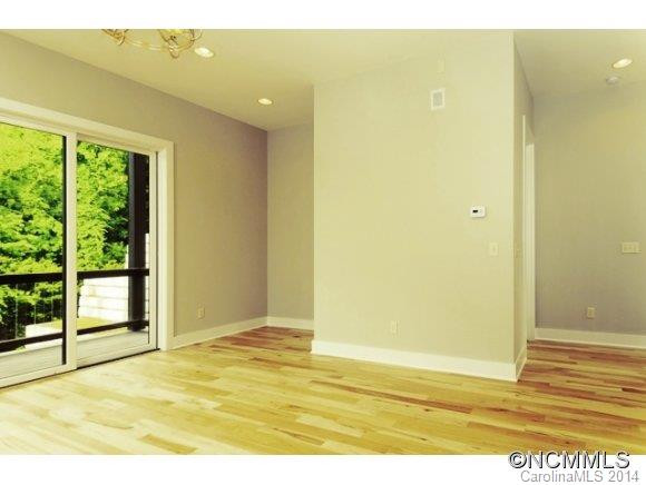 28 Macallan Lane - Photo 3