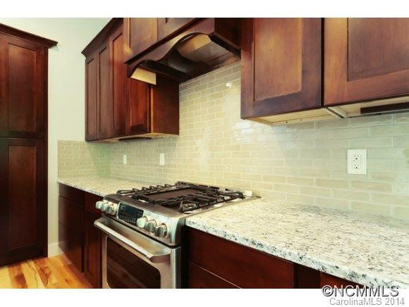 28 Macallan Lane - Photo 8
