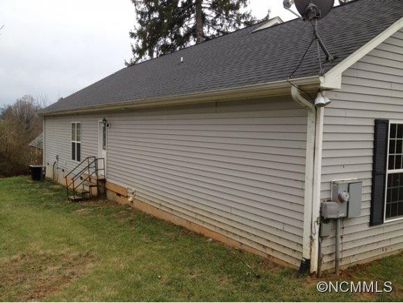 144 Early St - Photo 2