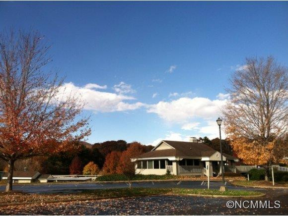 402 Abbey Circle - Photo 18