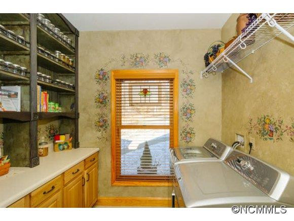 1021 Grandview Rd - Photo 14