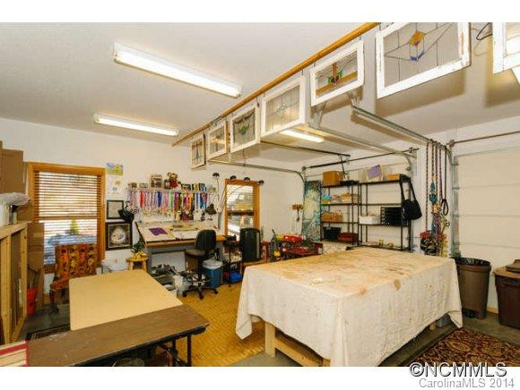 1021 Grandview Rd - Photo 18