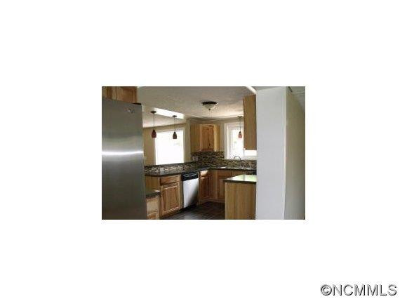 1732 Haywood Road - Photo 12
