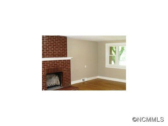 1732 Haywood Road - Photo 14