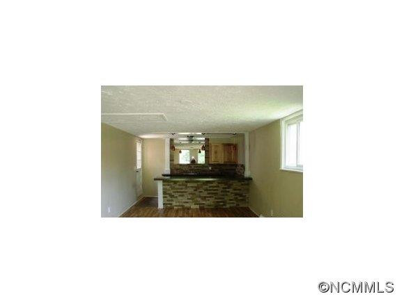 1732 Haywood Road - Photo 21