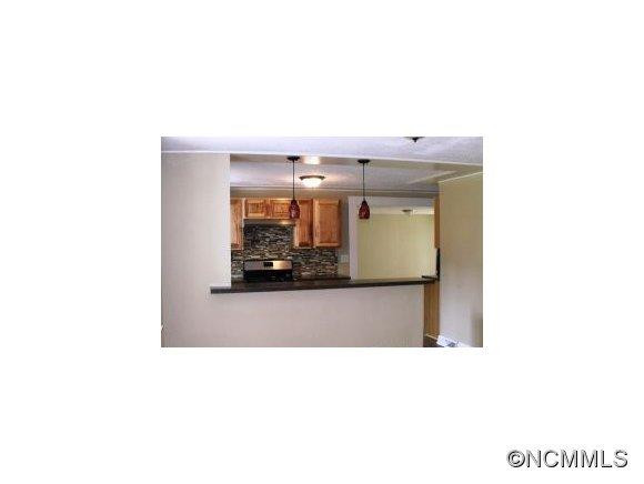 1732 Haywood Road - Photo 10