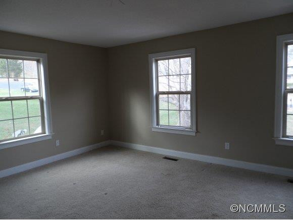 4 Ashton Drive - Photo 4