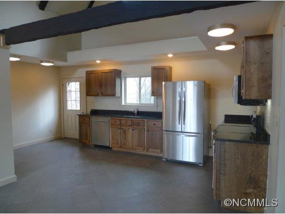 180 WA Harris Rd - Photo 3