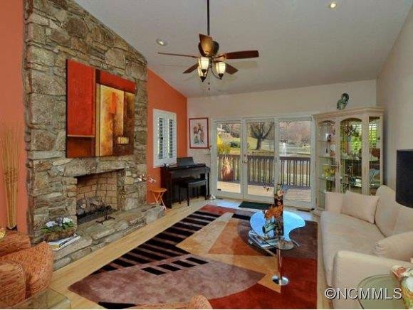 32 Clubside Drive - Photo 4