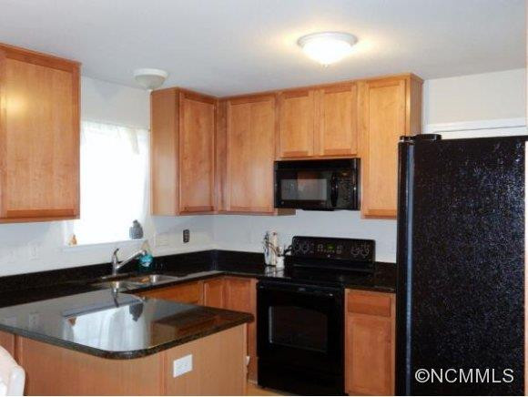 31 BIRKSHIRE WAY - Photo 4
