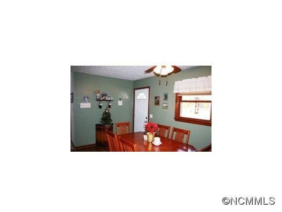 107 Lyndon - Photo 4