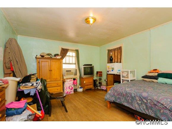 23 Robindale Avenue - Photo 13