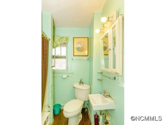 23 Robindale Avenue - Photo 15