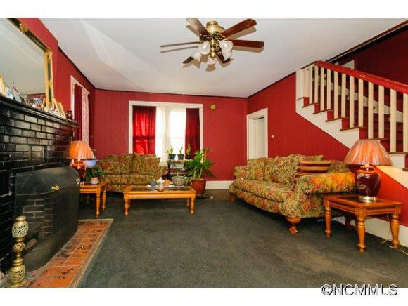 23 Robindale Avenue - Photo 3
