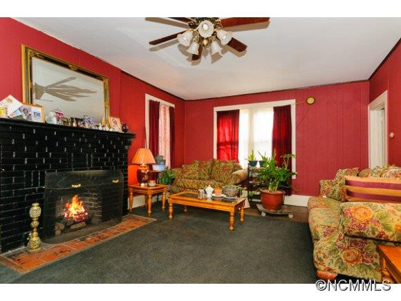 23 Robindale Avenue - Photo 4
