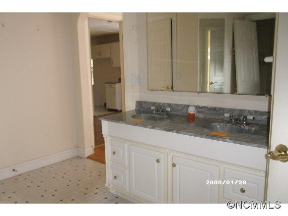 123 Locust Ct - Photo 8