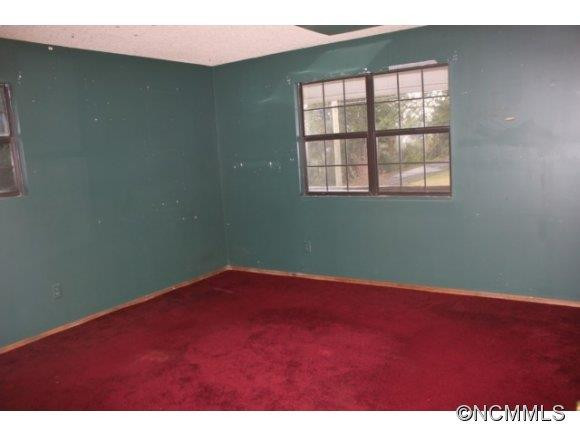 114 Falcon Lane - Photo 5