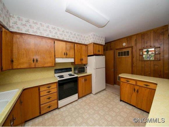 806 BROOKSIDE CAMP ROAD - Photo 10