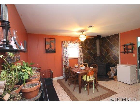 4 Waterford Ct - Photo 4
