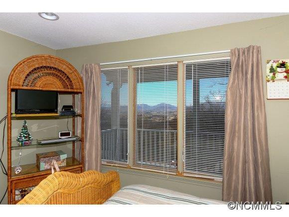 1824 Gilliam Mountain Road - Photo 13