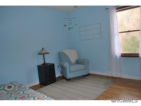 15 Mid Court - Photo 21