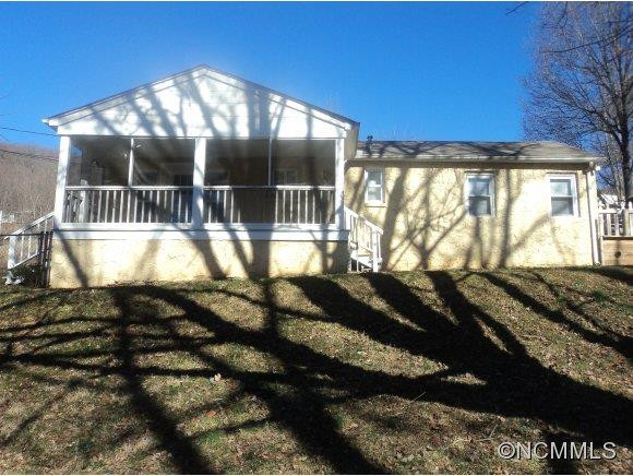 1 Red Raven Rd