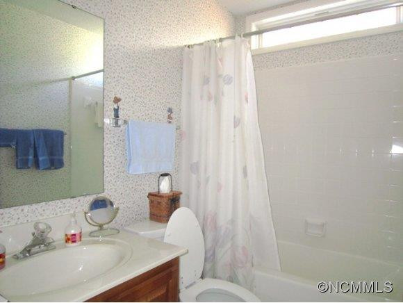134 Stonehollow Road - Photo 17