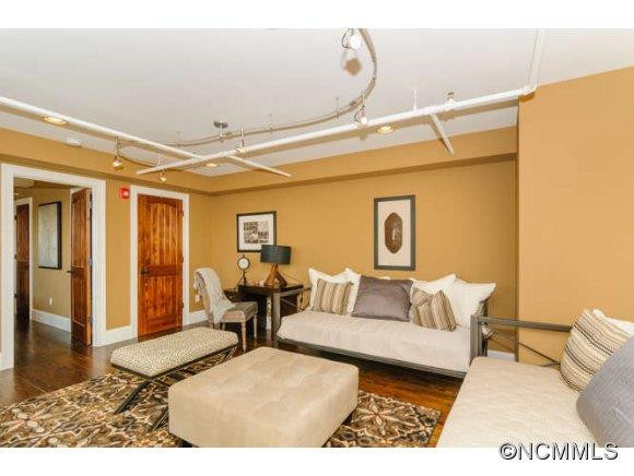 56 Patton Avenue, # 403 - Photo 15