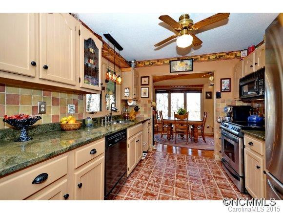 112 Amakola Court - Photo 3