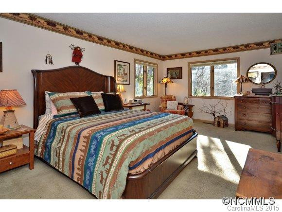 112 Amakola Court - Photo 9