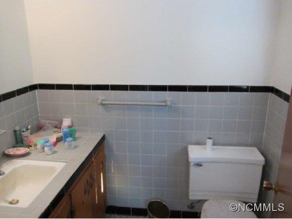 225 Wells Drive - Photo 13