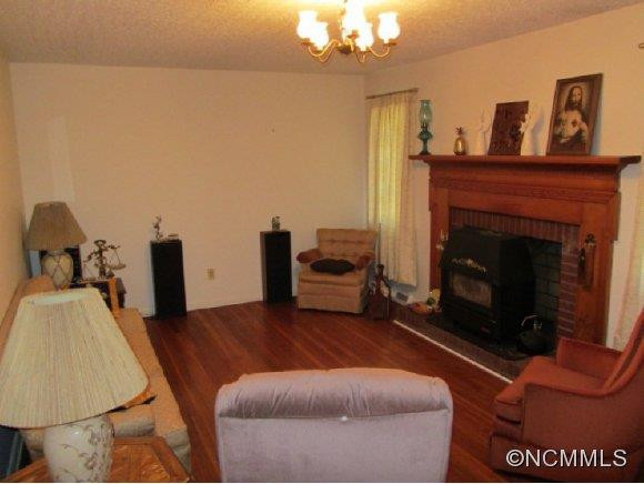 225 Wells Drive - Photo 8
