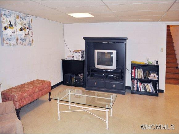 314 Vanderbilt Road - Photo 23