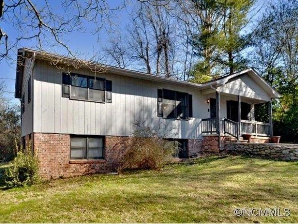 115 ARTHUR LANE