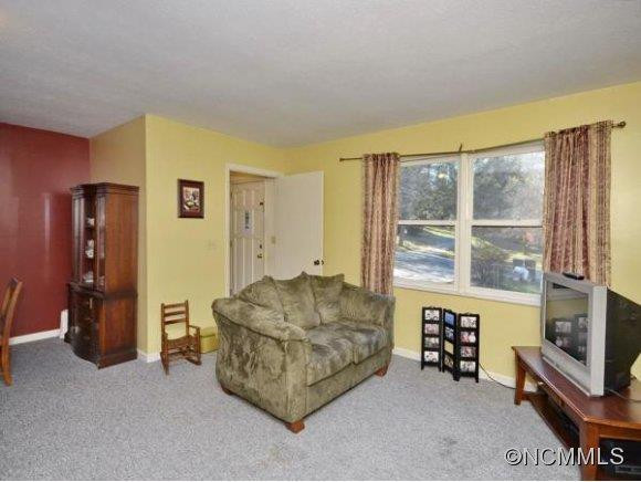 115 ARTHUR LANE - Photo 2