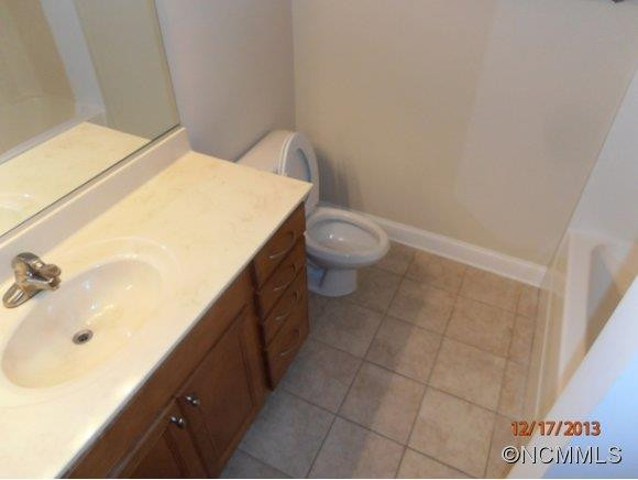 207 Summerfield Place - Photo 10